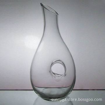 Snail Shape Wine Decanter with Capacity of 1,200mL and 65mm Top Diameter